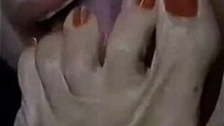 Worship my sexy mature feet (part 2) porn video